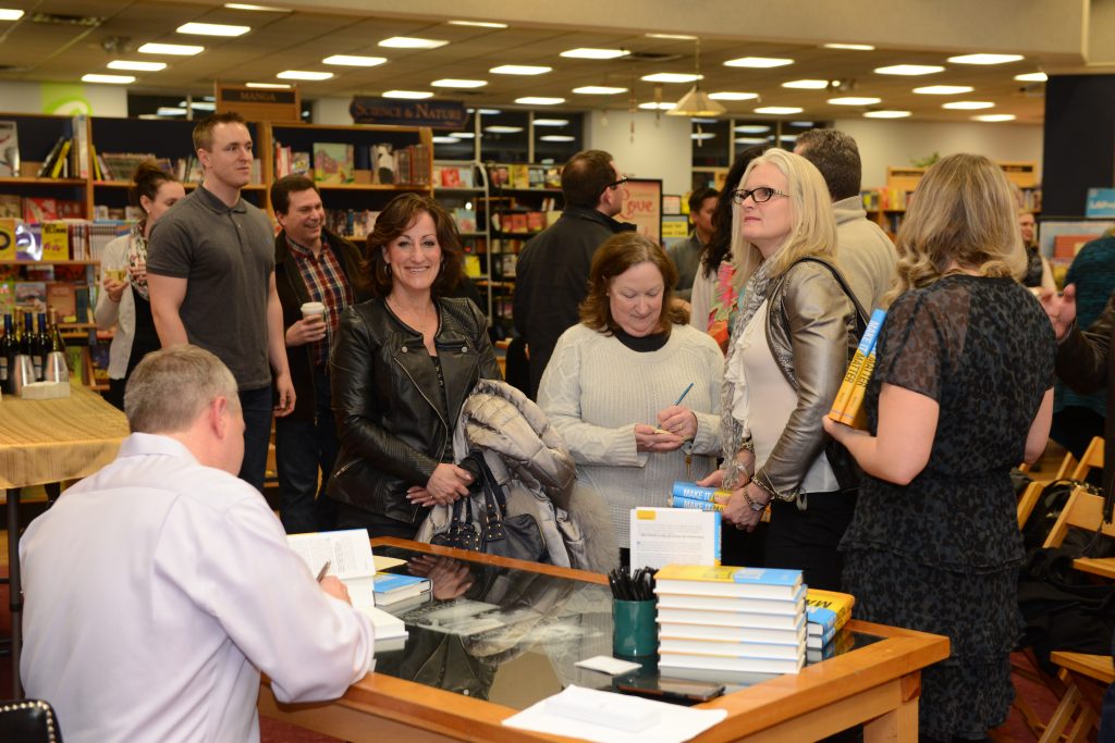 book-signing-crowd